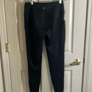 Spyder brand jogging stretch pants New without tags.Sm/med